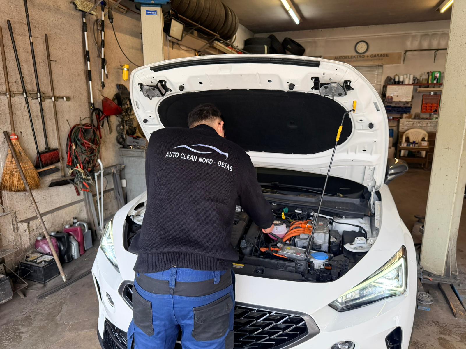 Service an einem SUV